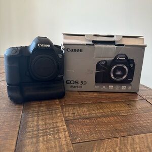 Canon EOS 5D Mark III